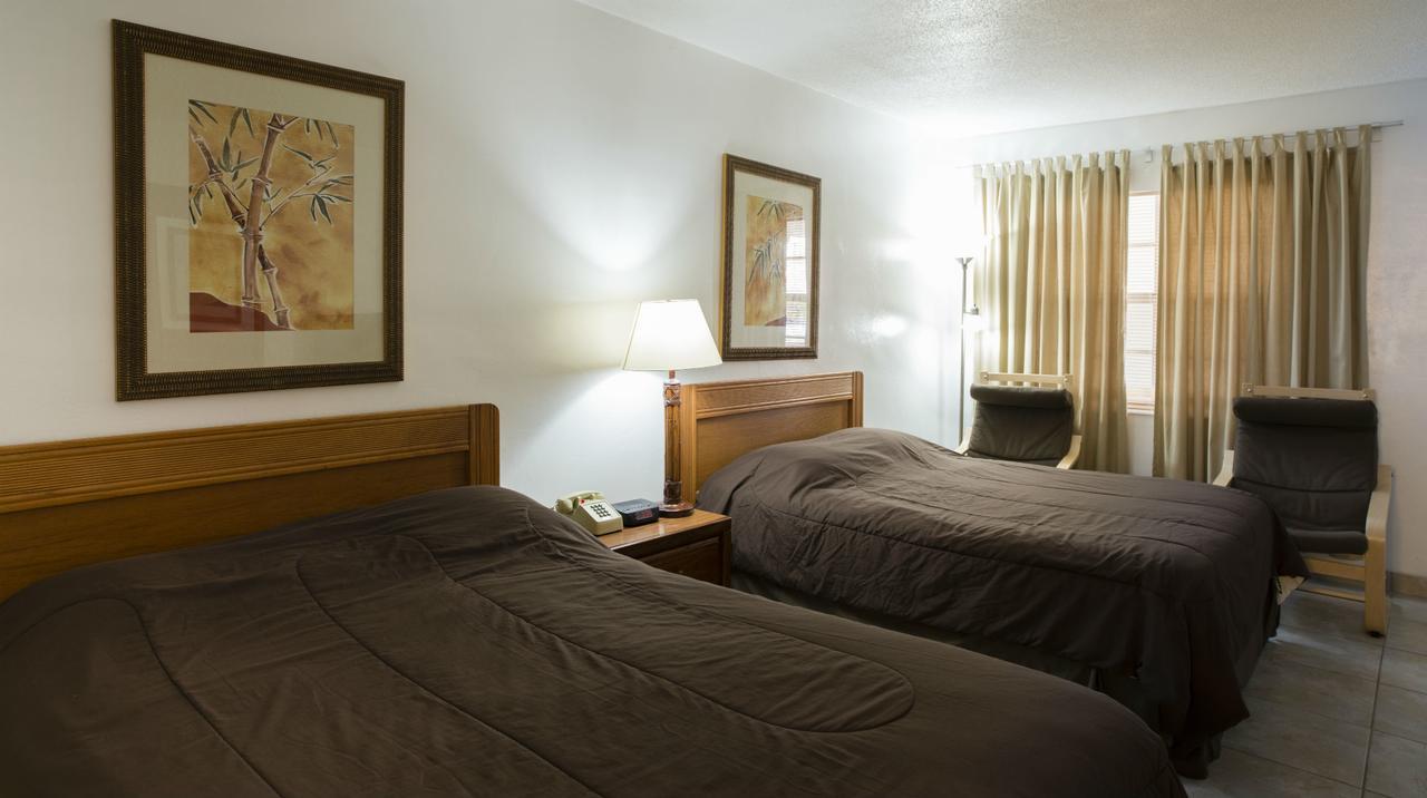 Carriage House Resort Deerfield Beach Extérieur photo