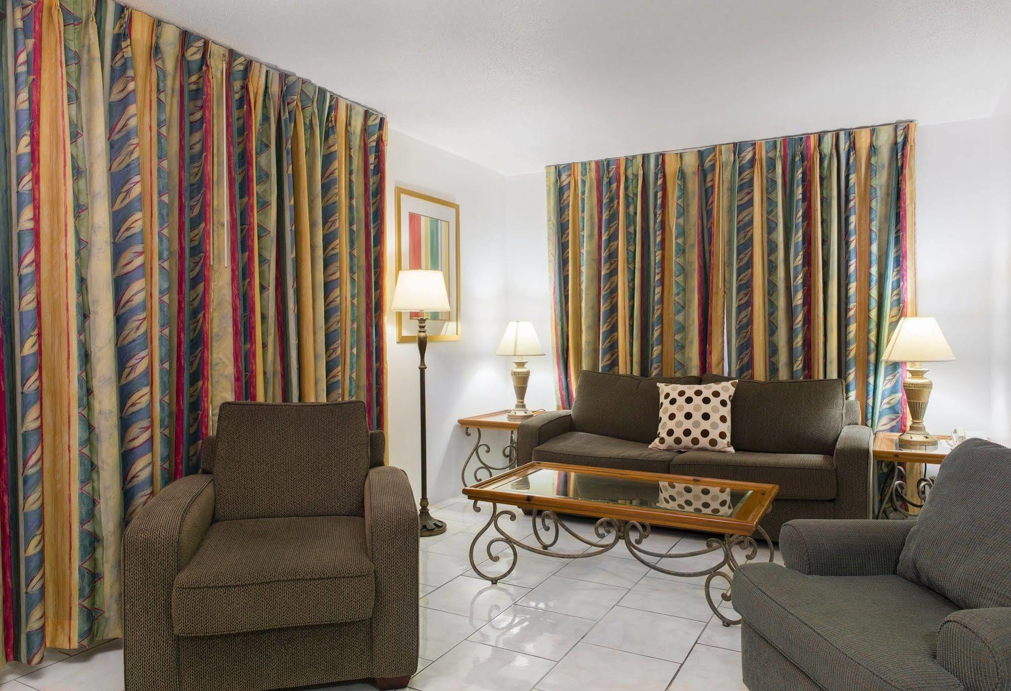Carriage House Resort Deerfield Beach Extérieur photo