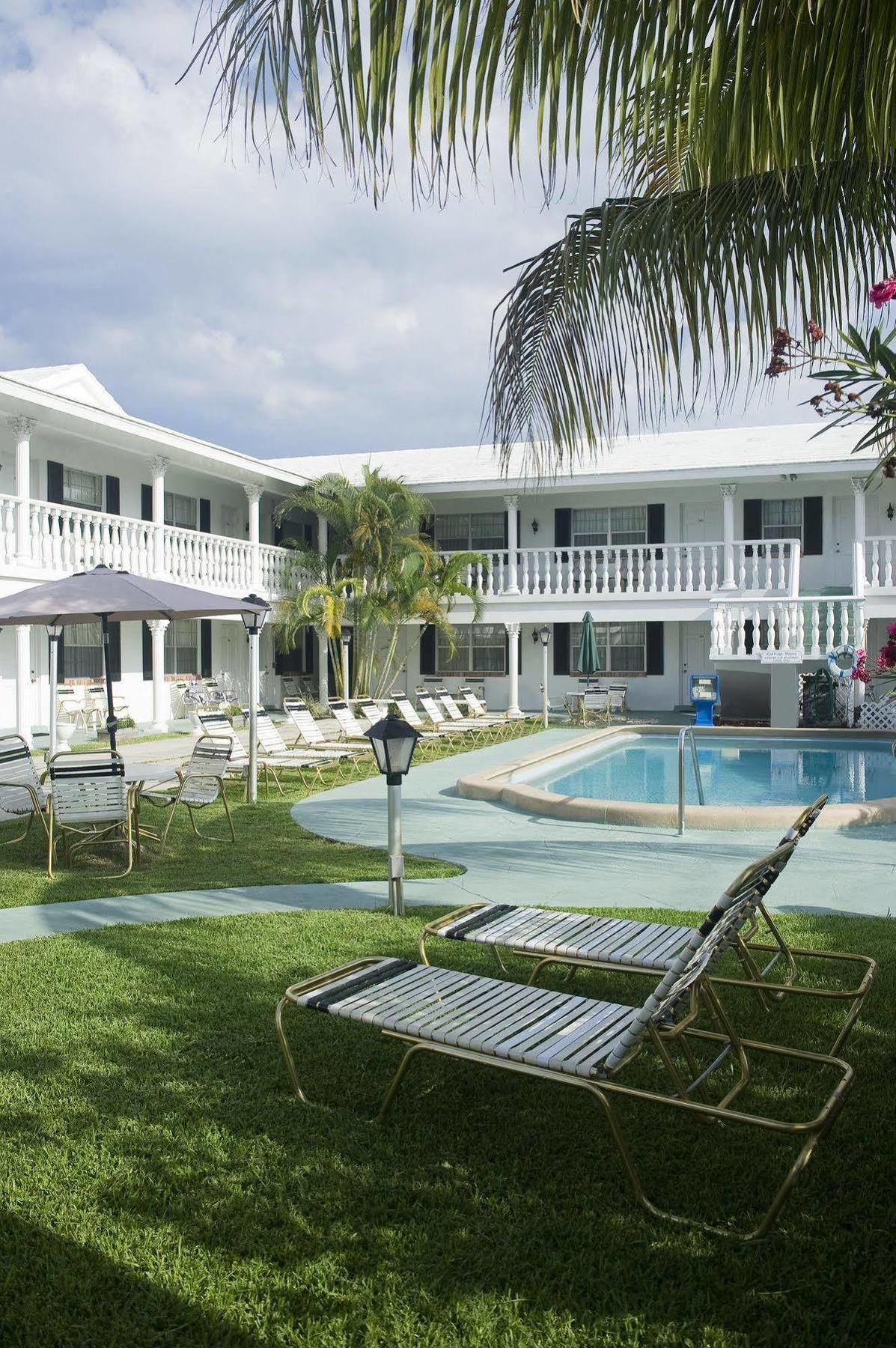 Carriage House Resort Deerfield Beach Extérieur photo