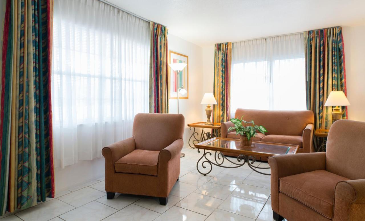 Carriage House Resort Deerfield Beach Extérieur photo