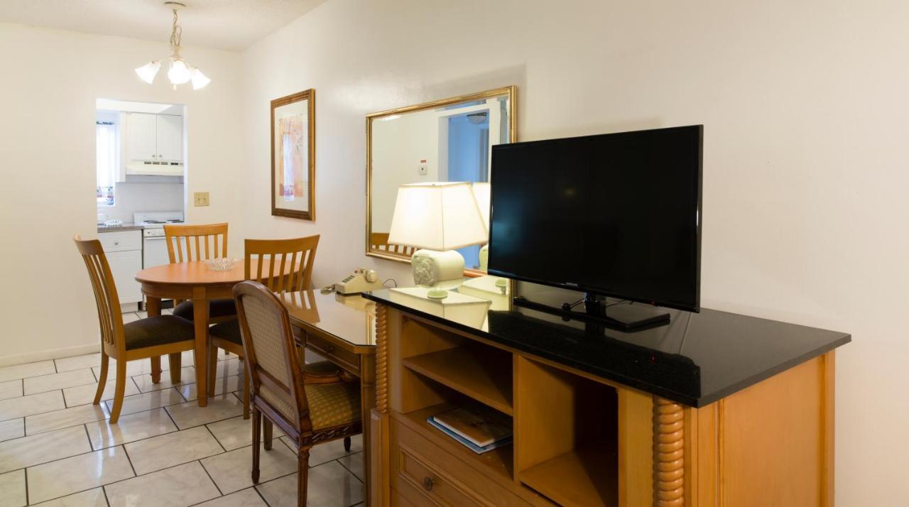 Carriage House Resort Deerfield Beach Extérieur photo